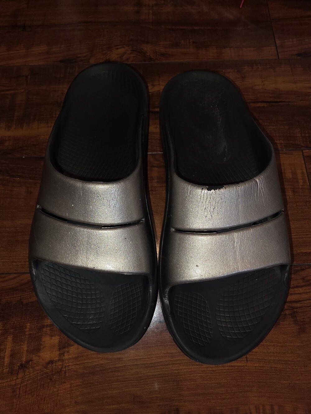 Oofos Slipon